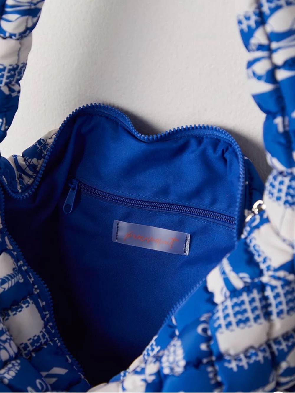NWT FP Movement Printed Quilted Carryall Bag in Sailing Club - Picture 4 of 4